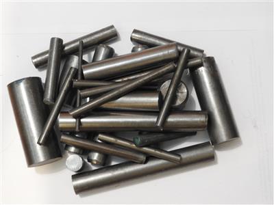 Buy Clearance box Round steel offcuts-short Online